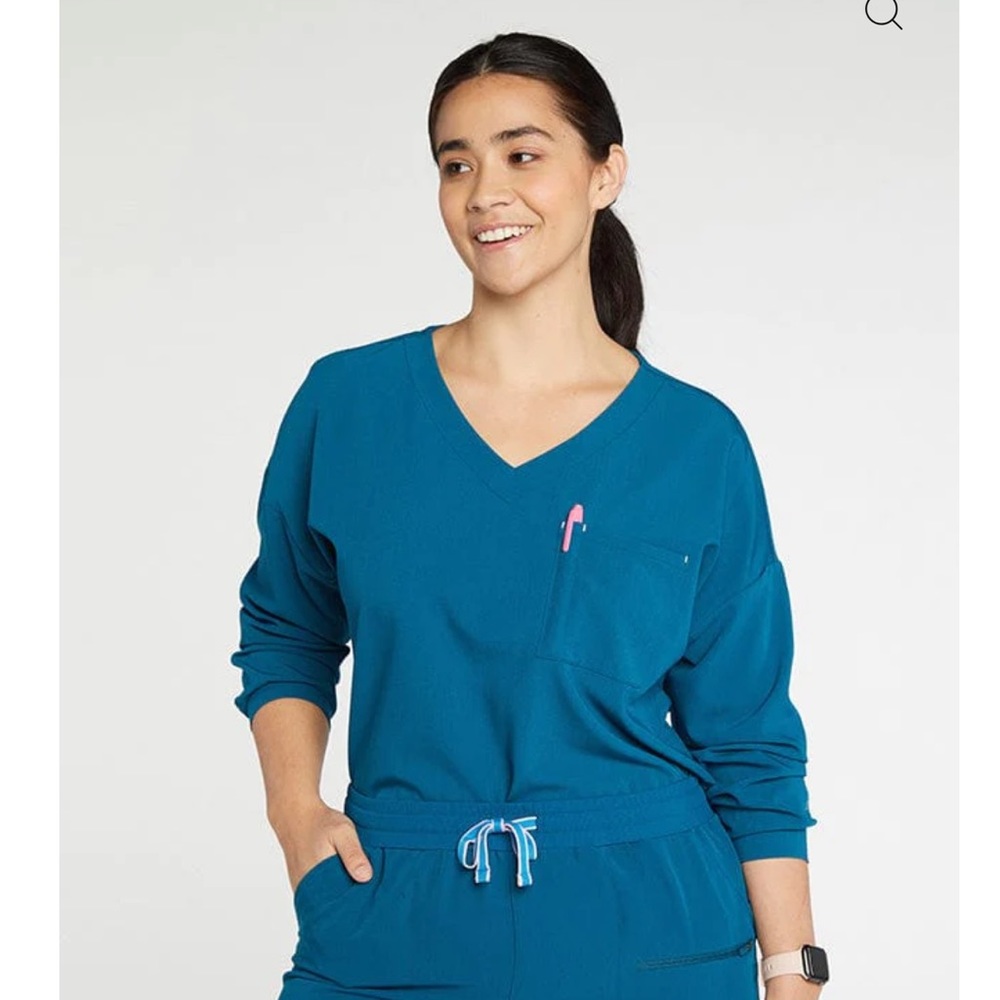 Dolan 3/4 Sleeve V Neck Scrub Top Size XXL Caribbean Blue
